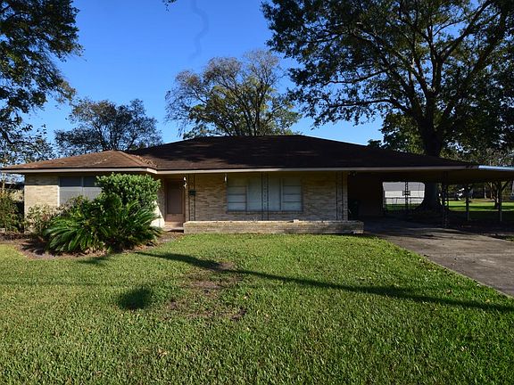 2nd image of 806 McKinley St