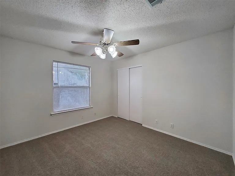 1926 Summer Rain Dr — Photo 18