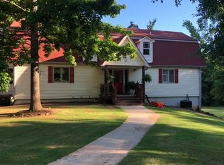 279 Rockbridge Farm Rd, Williamson, GA 30292