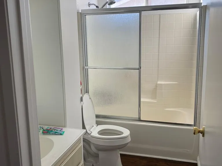 45403 Pickford Ave — Photo 15