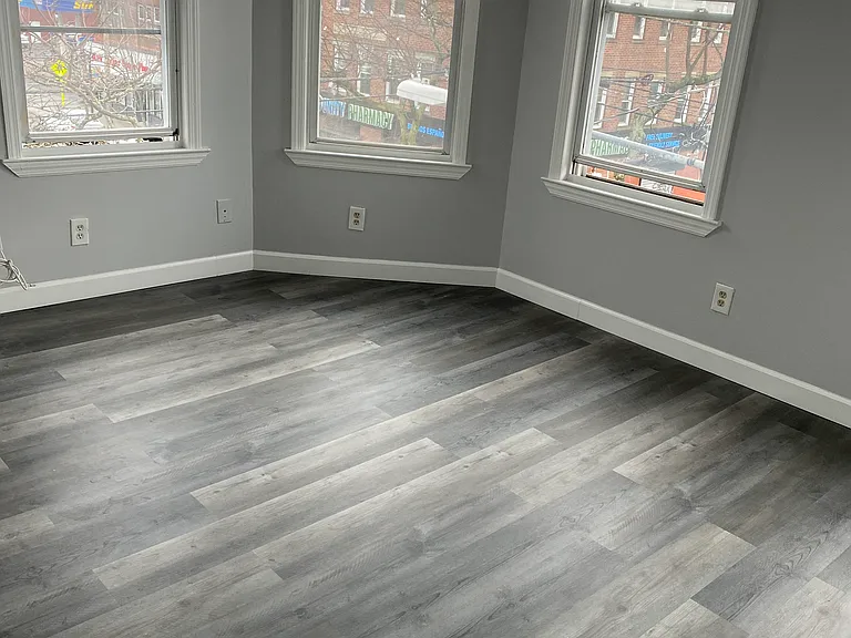 1070 E Main St #1 — Photo 2