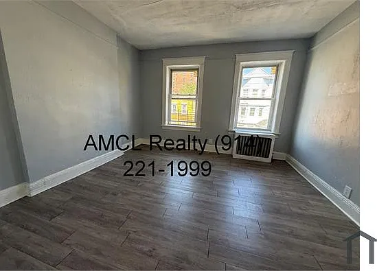 38 Park Hill Ave — Photo 4