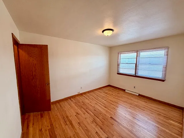 838 Halsted Rd — Photo 4