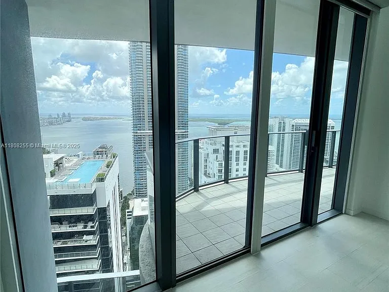 1000 Brickell Plz #Penthouse 5501 — Photo 22