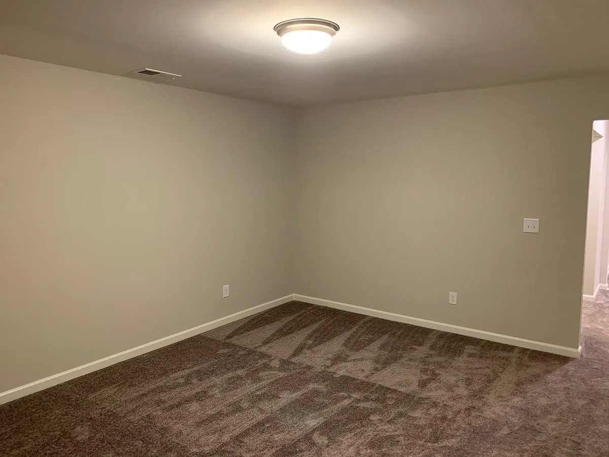 Building Photo - 6260 Townley Way