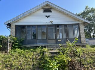 620 E 23rd St, Anderson, IN 46016