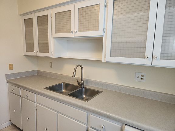 3rd image of 14480 Reuter Strasse Cir #C