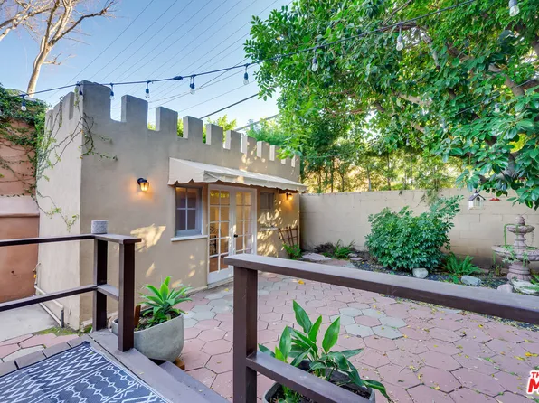 8838 Rosewood Ave, West Hollywood, CA 90048