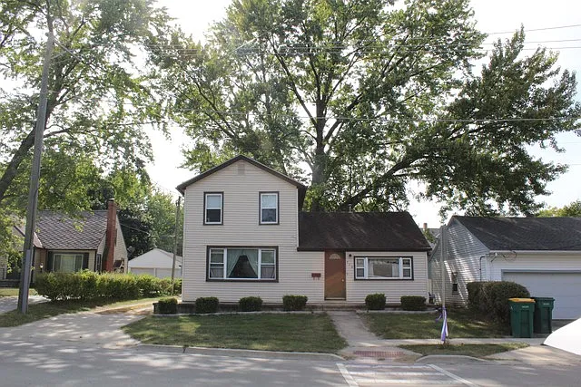 710 S Kankakee St photo 1