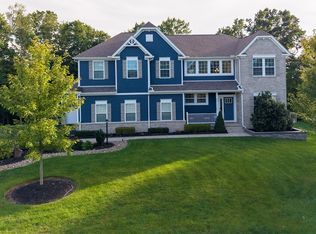 410 Hill Top Ct, Seven Fields, PA 16046