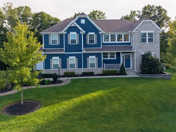 410 Hill Top Ct, Seven Fields, PA 16046