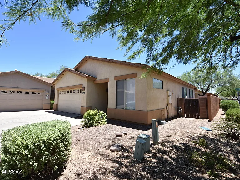 3390 N Camino Rio Colorado — Photo 3