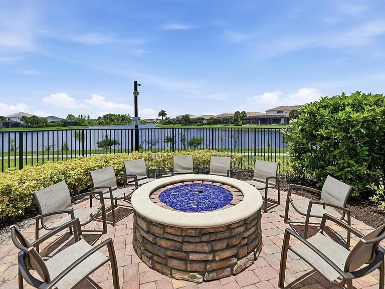 134 Indigo River Point — Photo 76