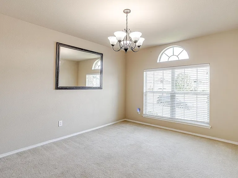 2230 Cancun Dr — Photo 4