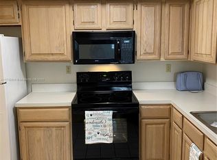 1280 S Alhambra Cir APT 1225, Coral Gables, FL 33146