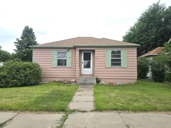 222 E 8th St, Miller, SD 57362