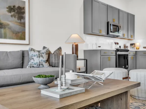 127 Lead Ln #33, Chattanooga, TN 37405