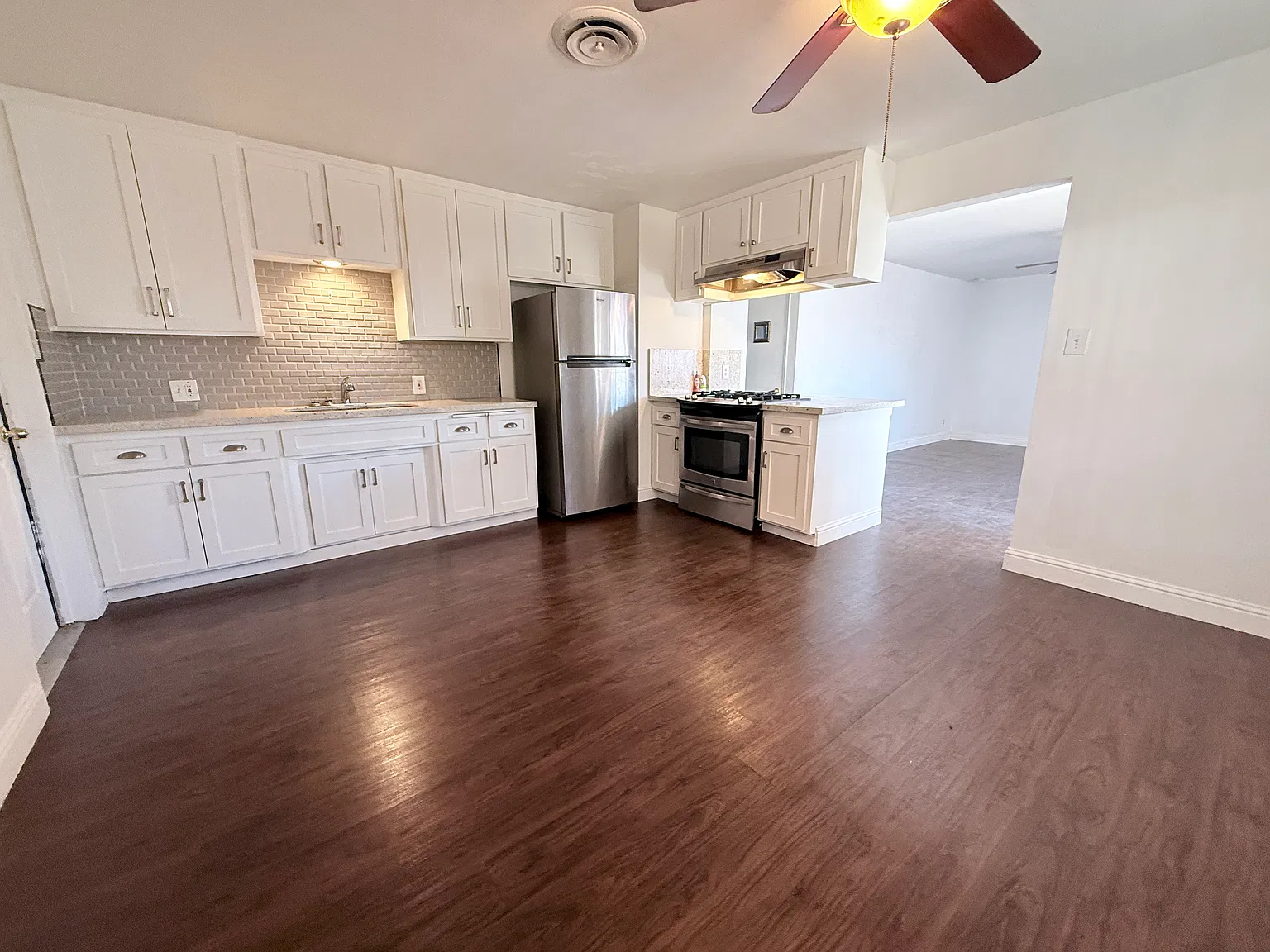2 bed, $1,500 — Photo 4