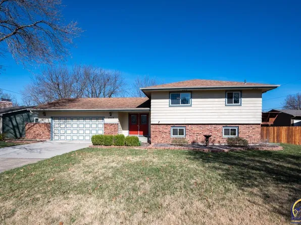 2608 SE 30th St, Topeka, KS 66605