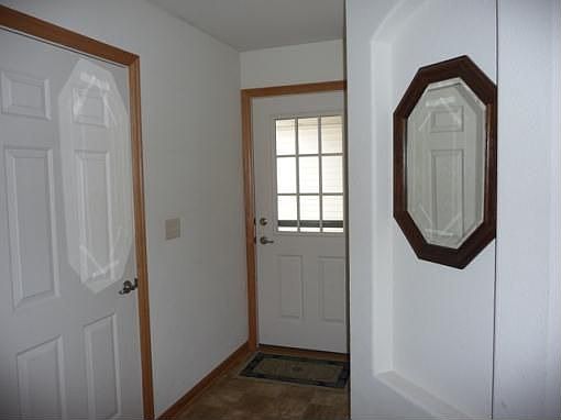 3rd image of 804 Sunridge Ct Unit B