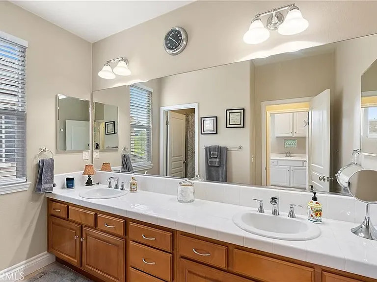 31920 Oregon Ln — Photo 4