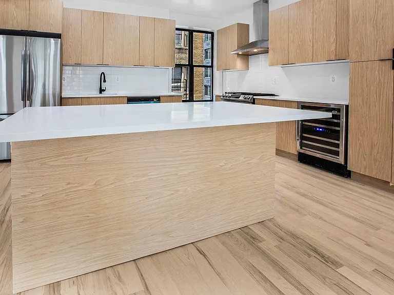 251 W 92nd St #3E — Photo 16