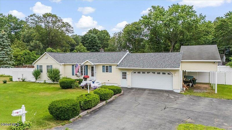 2nd image of 17 Park Drive