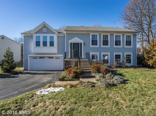 13704 Eastcliff Cir, Centreville, VA 20120
