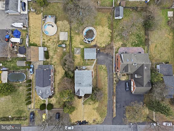 5th image of 4345 Aubrey Ave