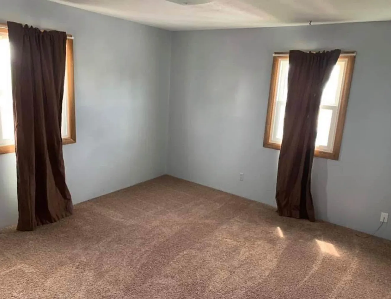 2 bed, $975 — Photo 1