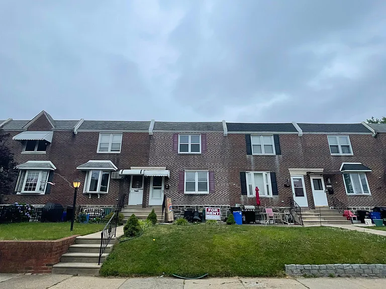 3406 Lansing St — Photo 1