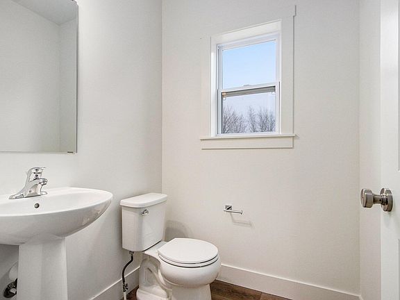 4th image of 5589 Paxton Ct