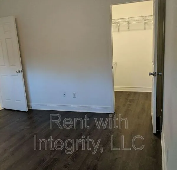 156C Locke St — Photo 10