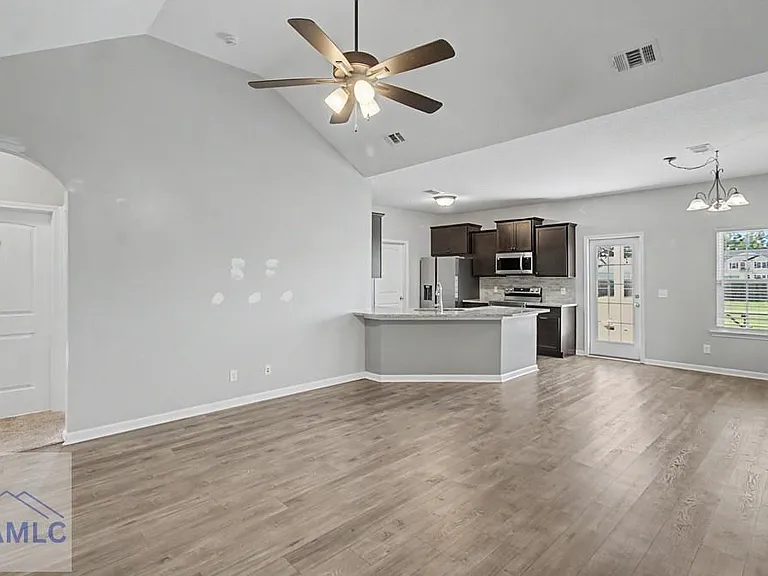 88 Whippoorwill Way NE — Photo 2