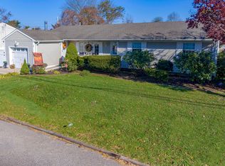 32 Spruce St, Beachwood, NJ 08722