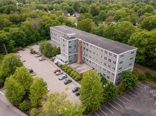 18 Park Street #405, Saco, ME 04072