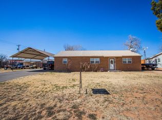 306 Terry Ave, Wellman, TX 79378