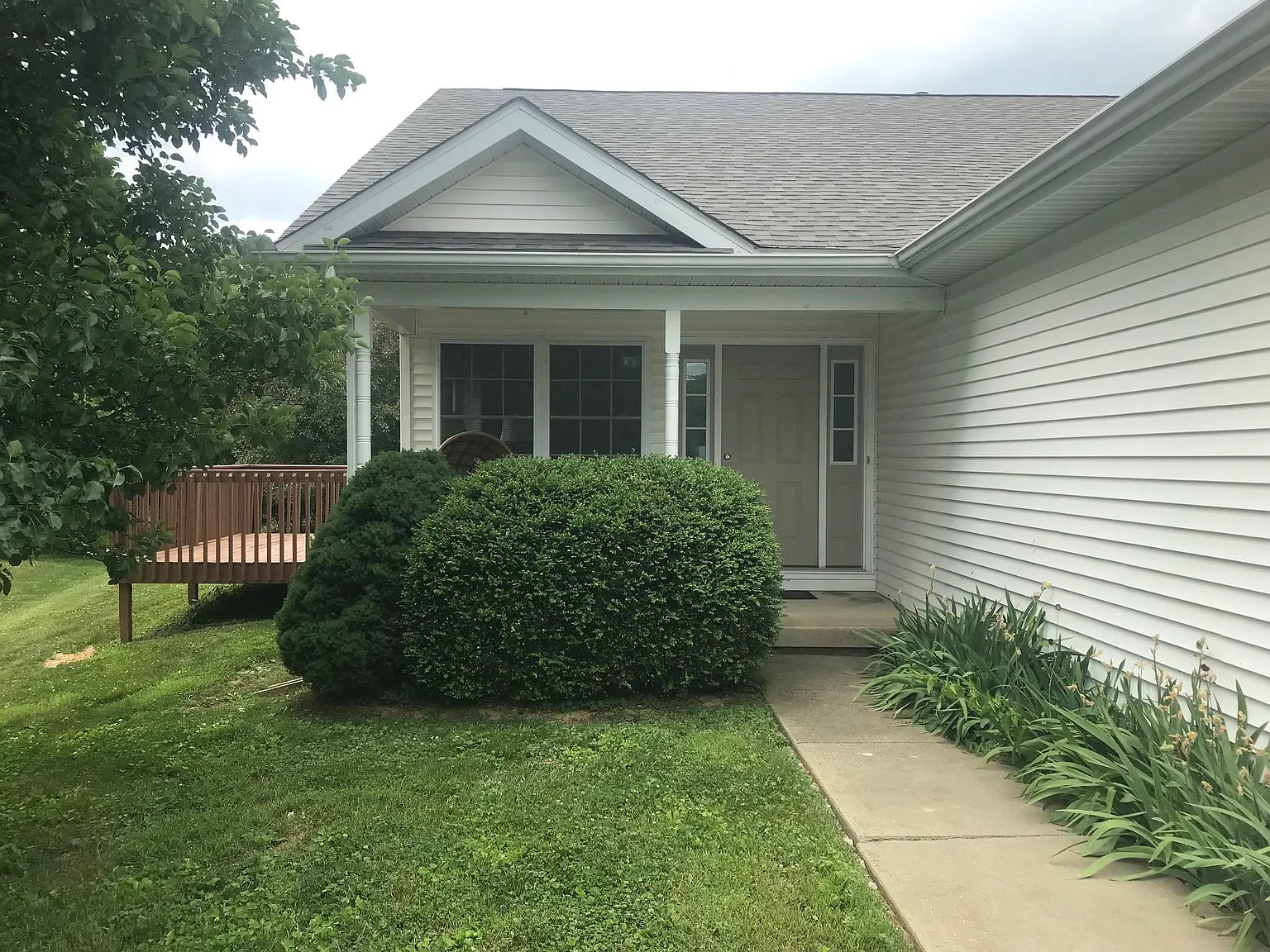 4626 S Sparrow Ct — Photo 2