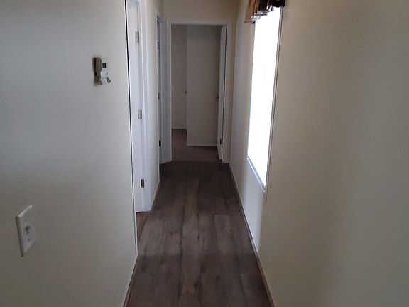 4th image of 102 Pepper Ln #241