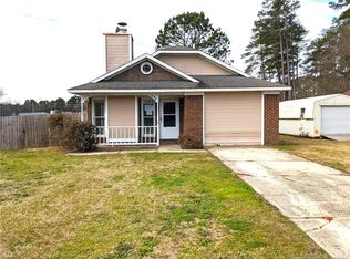 1301 Koinonia Dr, Spring Lake, NC 28390