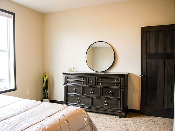 5th image of 1612 Dorset Ln #207