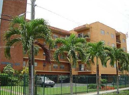 2nd image of 900 SW 84th Ave APT 315D