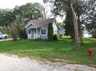 313 E Lakeview Ave, Round Lake Beach, IL