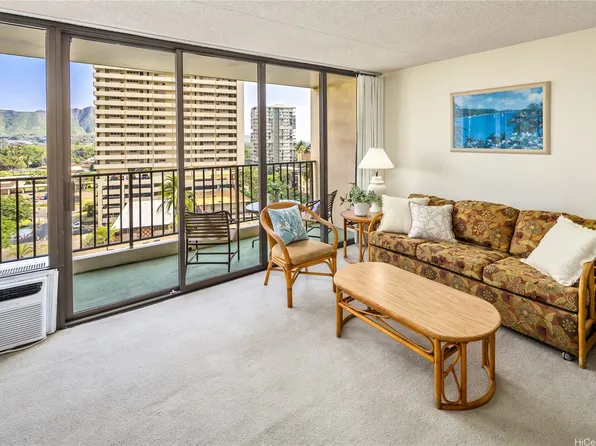 201 Ohua Ave #909, Honolulu, HI 96815