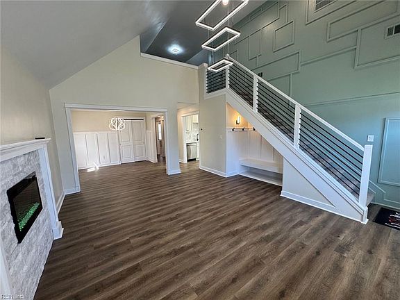 5th image of 4106 Eastham Rd