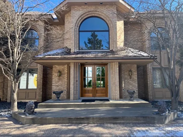 6541 Beach Rd, Eden Prairie, MN 55344