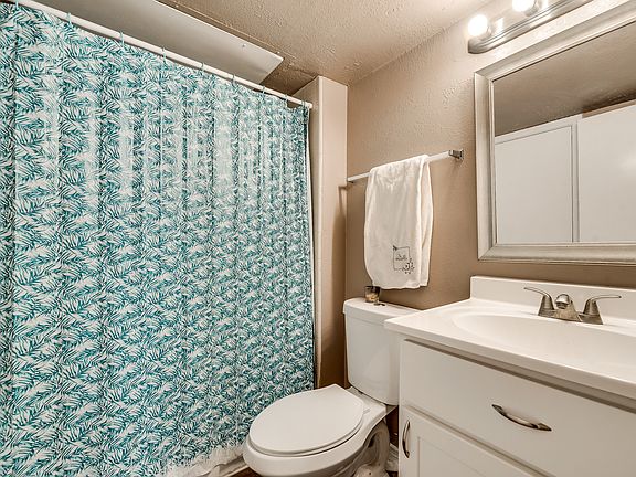 4th image of 2301 Balsam Dr APT M206