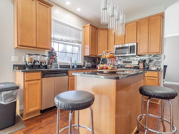 5th image of 1361 Silver Fern Ln