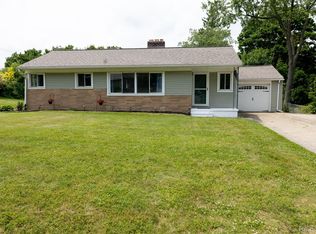 3403 Ardreth Dr, Waterford, MI 48329