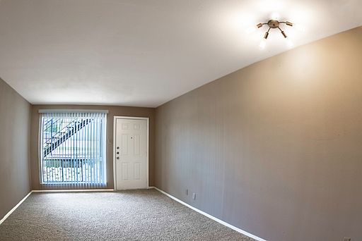 2nd image of 6731 Shadybrook Ln APT 251